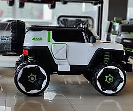 MEGA BOY ÇİFT KİŞİLİK PREMİUM SERİSİ 4X4 AKÜLÜ ARABA
